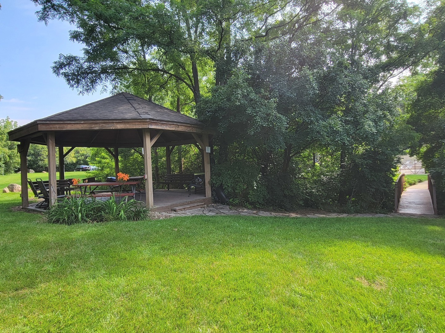 425 Walnut Creek Road, Unit 1304 Lisle, IL 60532 - Photo 19 of 26