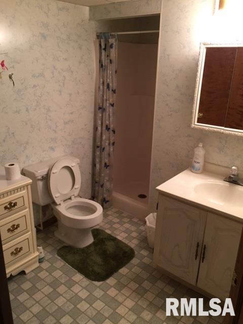 211 West Main Street Table Grove, IL 61482 - Photo 18 of 25 Gallery Image 18