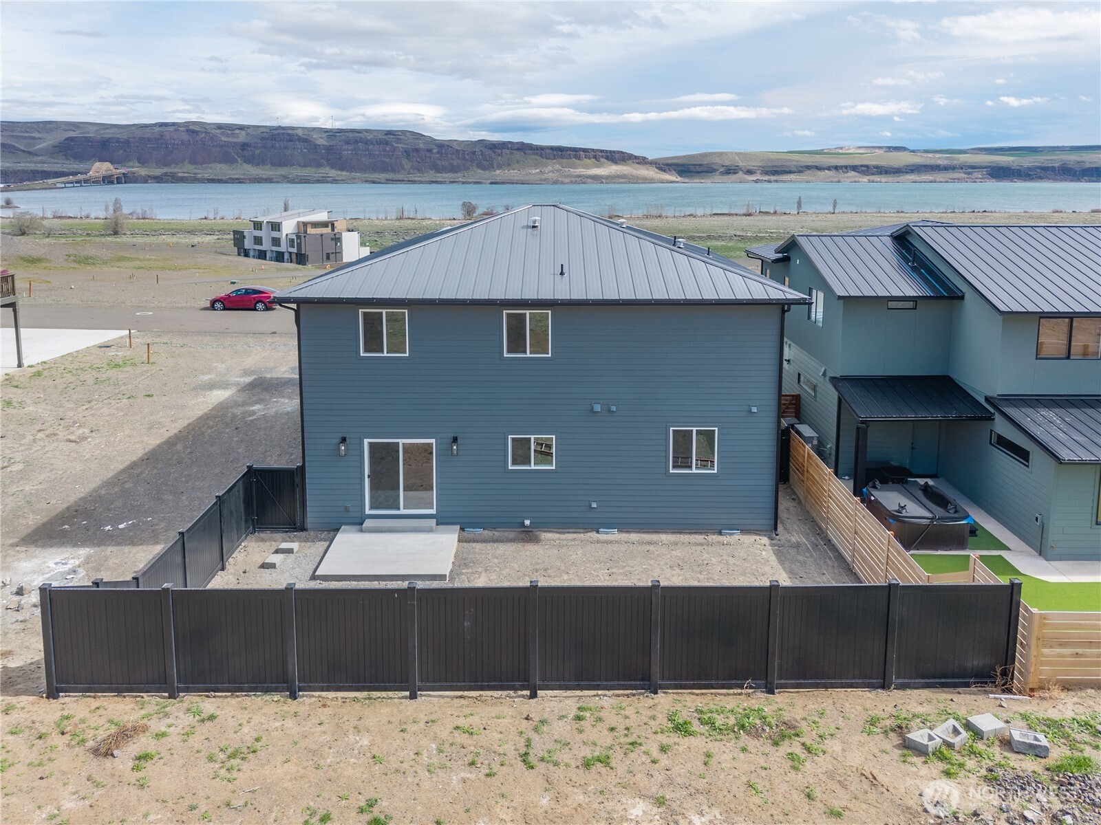 201 Bridgeview Drive Vantage, WA 98950 - Photo 34 of 40 a front view of a house with a yard