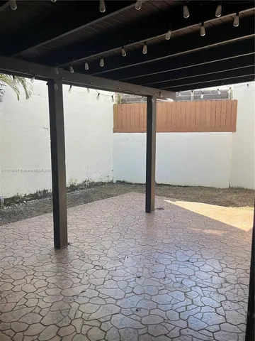 $2,950 | 9722 Northwest 6th Lane, Miami, FL 33172