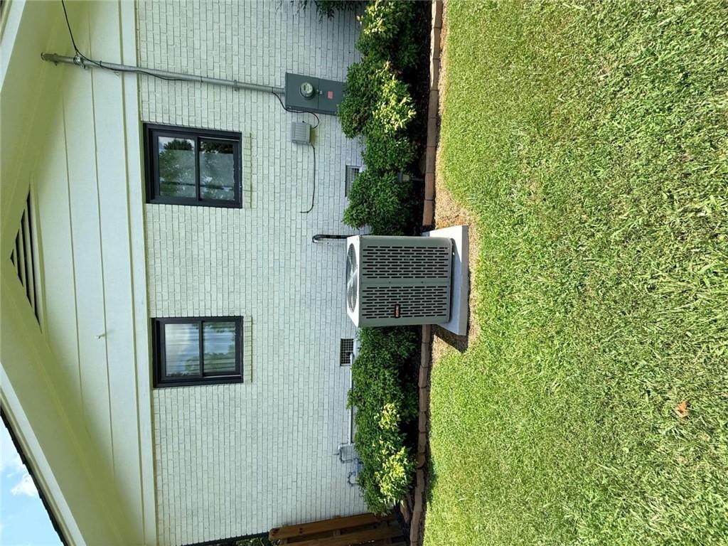 314 Spring Street West Toccoa, GA 30577 - Photo 8 of 75