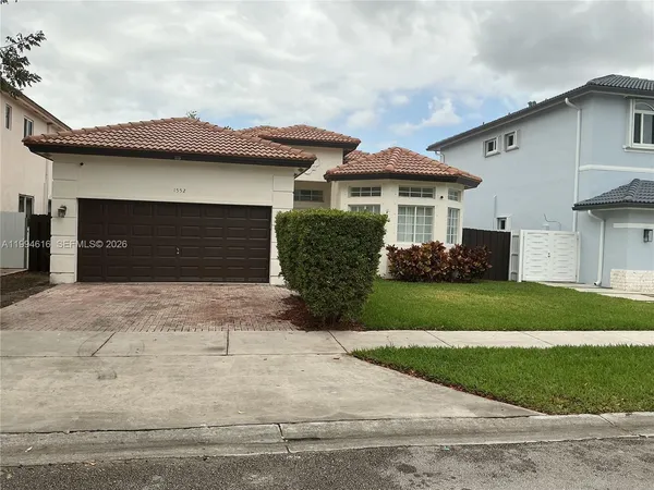 $3,600 | Tamiami, Miami, FL 33194