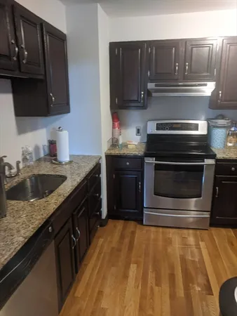 $3,950 | 33 Westbourne Terrace, Unit 3, Brookline, MA 02446