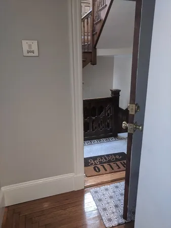 $3,950 | 33 Westbourne Terrace, Unit 3, Brookline, MA 02446