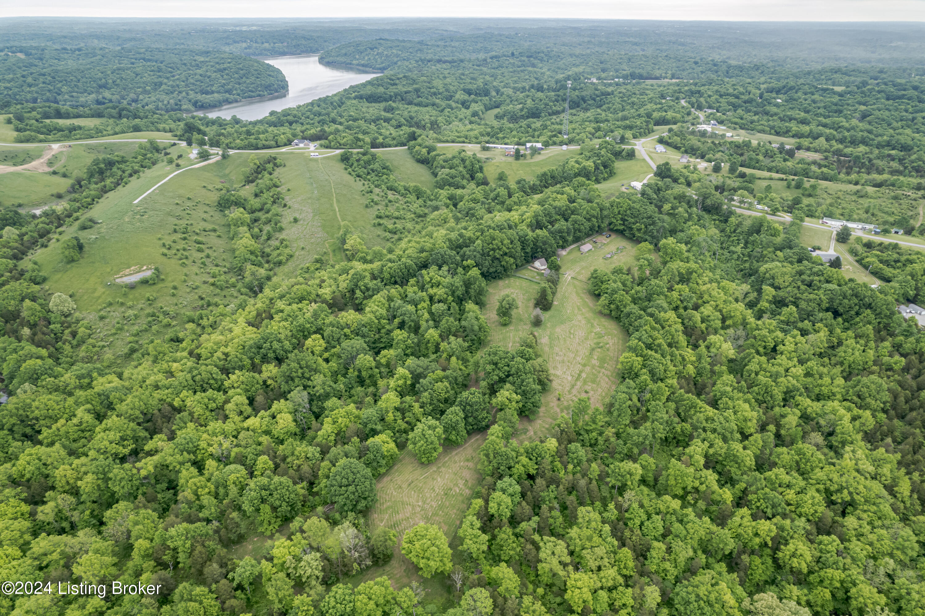 2160 Highview Church Road Bloomfield, KY 40008 - Photo 24 of 33 hvcariel3
