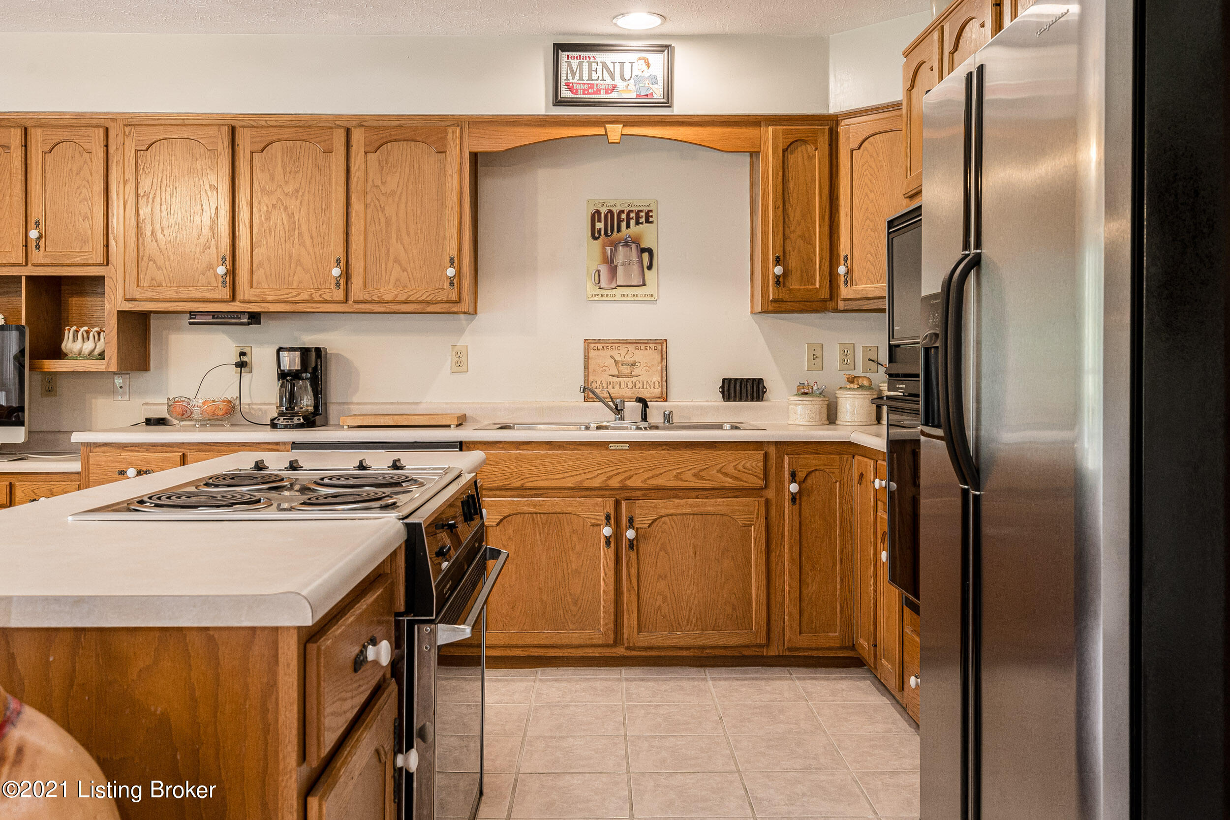 8601 Bates Road Louisville, KY 40228 - Photo 24 of 88 8601 Bates Road-19