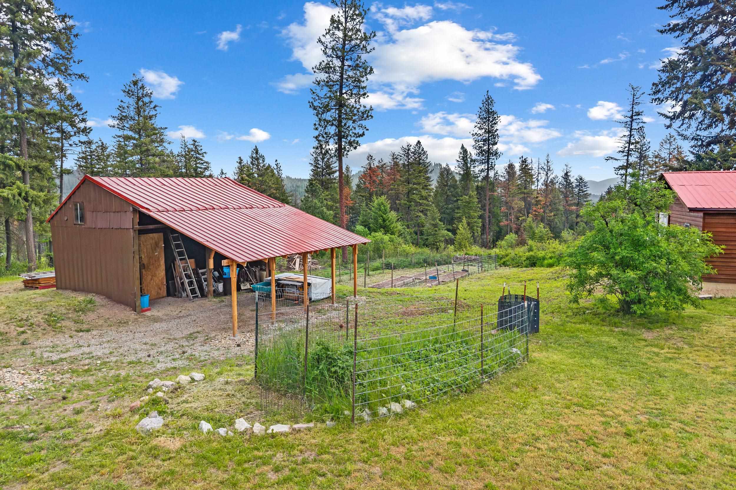 4045 Deer Creek Road Valley, WA 99181 - Photo 36 of 44