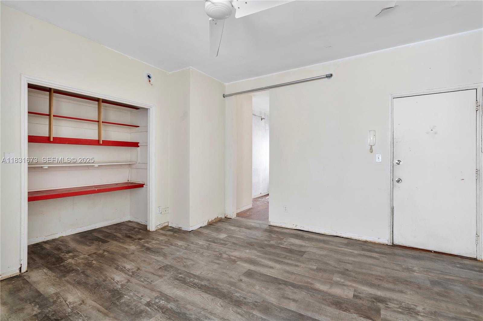 836 10th Street, Unit 6 Miami Beach, FL 33139 - Photo 6 of 12 a view of empty room
