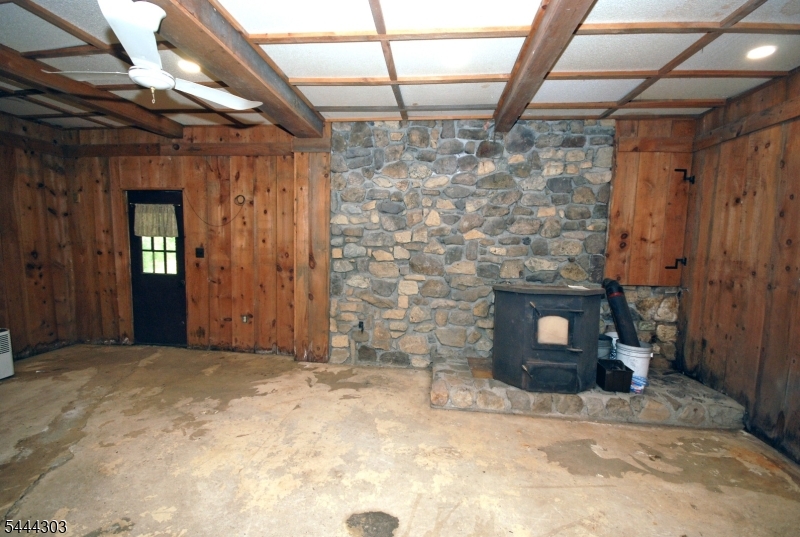 36 Mountain Lake Road Belvidere, NJ 07823 - Photo 14 of 21