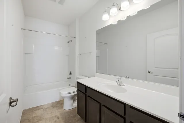 $305,000 | 1838 Southern Circle, Unit 1838, Pingree Grove, IL 60140