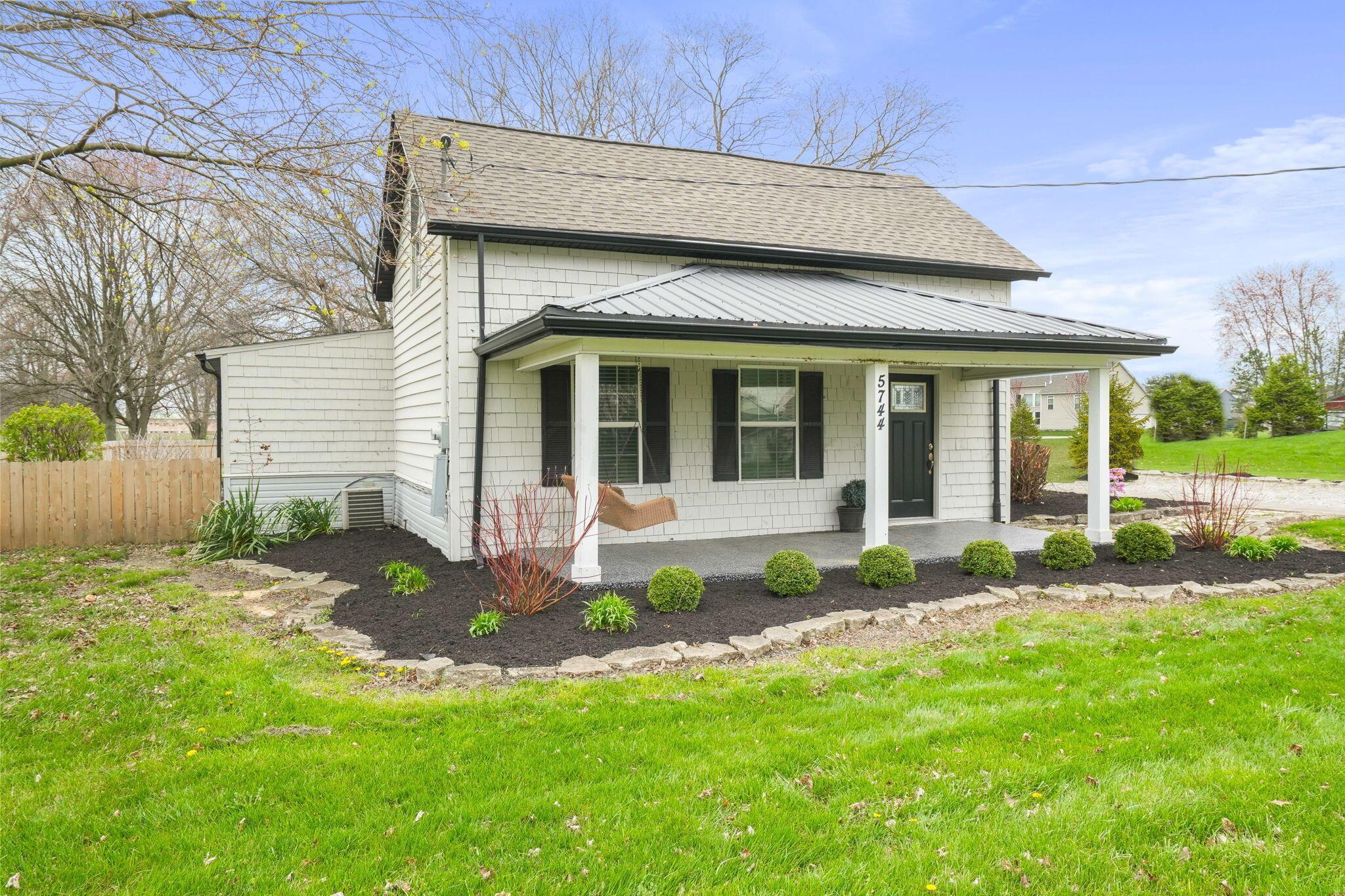 5744 N Road Lewis Center, OH 43035 - Photo 1 of 41 11-web-or-mls-DSC05654