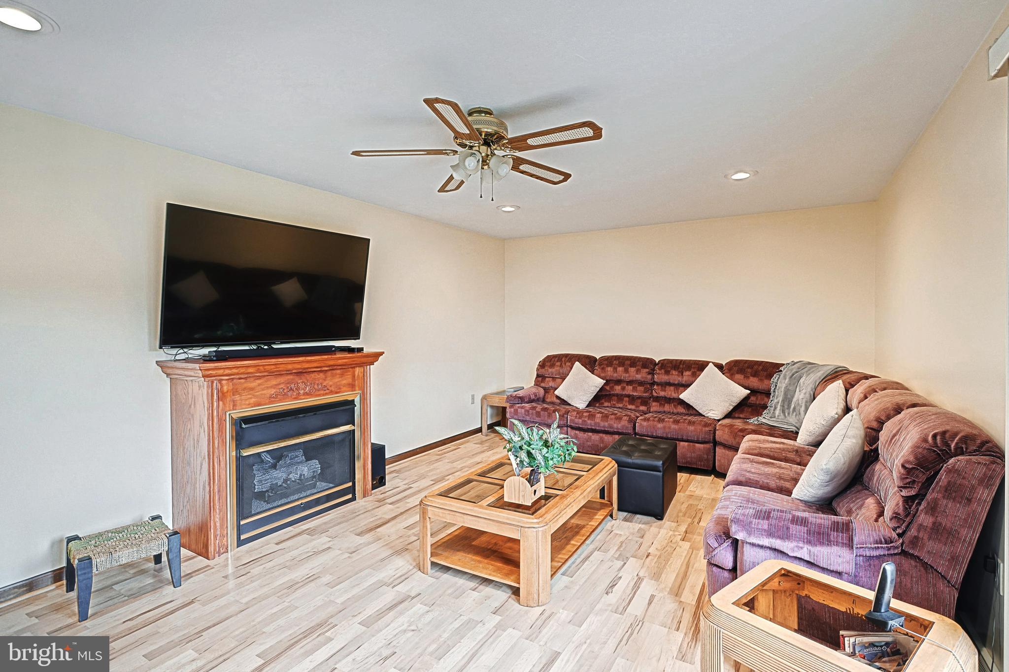 2777 Ridings Way York, PA 17408 - Photo 17 of 43 Gallery Image 17