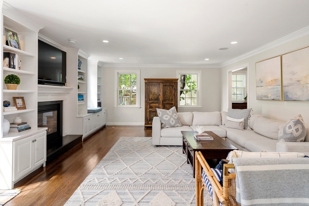49 Elmwood Road Needham, MA 02492 - Photo 12 of 40 Gallery Image 12