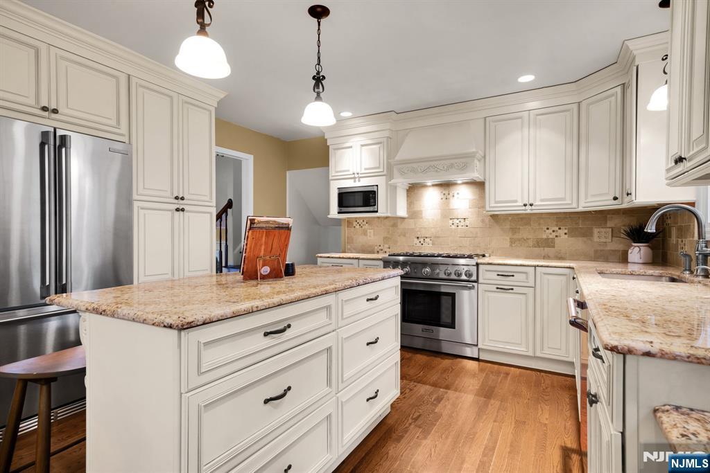 55 Gathering Road Pine Brook, NJ 07058 - Photo 9 of 44 Gallery Image 9