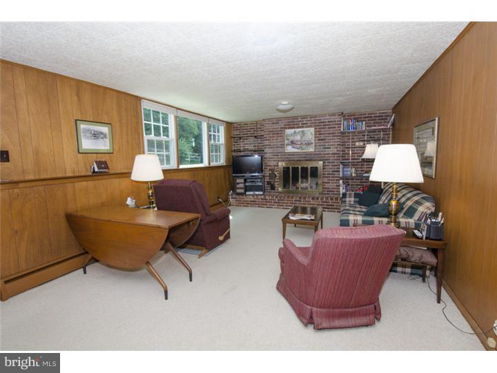 179 Woodstock Road Villanova, PA 19085 - Photo 11 of 23 Family Room