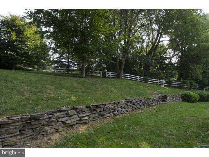 179 Woodstock Road Villanova, PA 19085 - Photo 20 of 23 View in Back