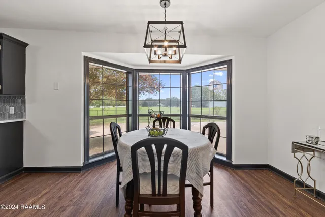 $359,000 | 664 Don Guilbeau Road, Arnaudville, LA 70512