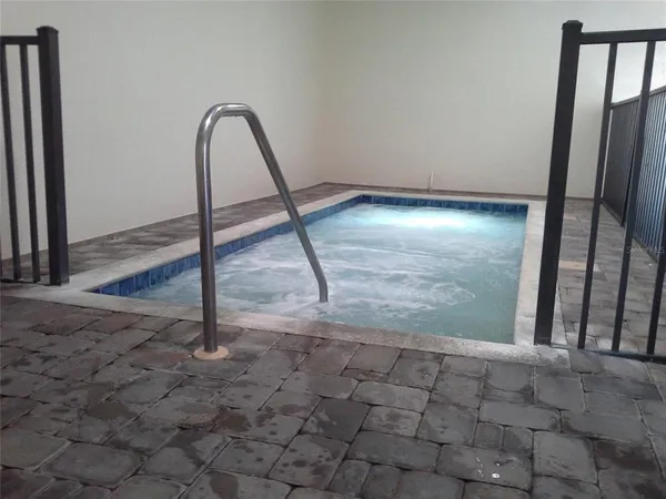 $1,375 | 2011 Australia Way West, Unit 36, Clearwater, FL 33763