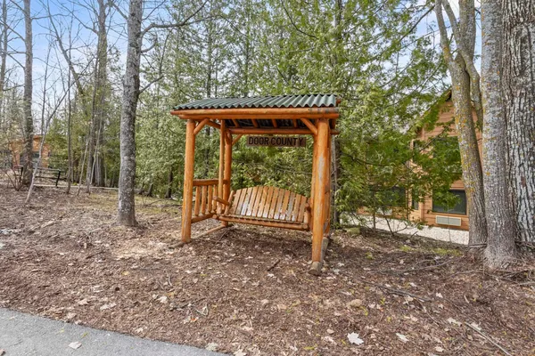 $139,900 | 7741 Highway 42, Unit 213, Egg Harbor, WI 54209