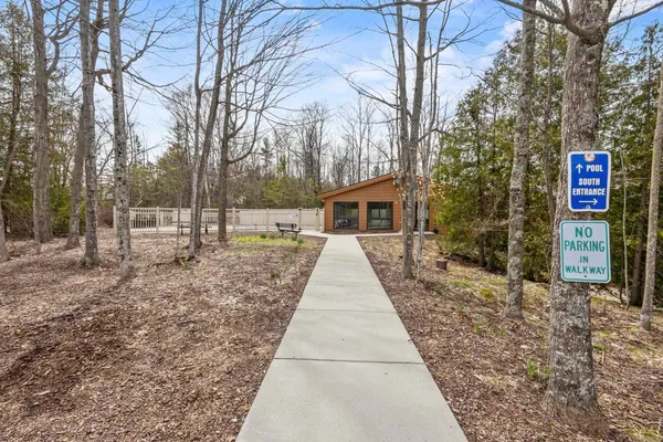 $139,900 | 7741 Highway 42, Unit 213, Egg Harbor, WI 54209