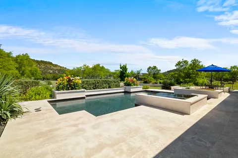 $1,699,000 | 811 Wade Road, Canyon Lake, TX 78132