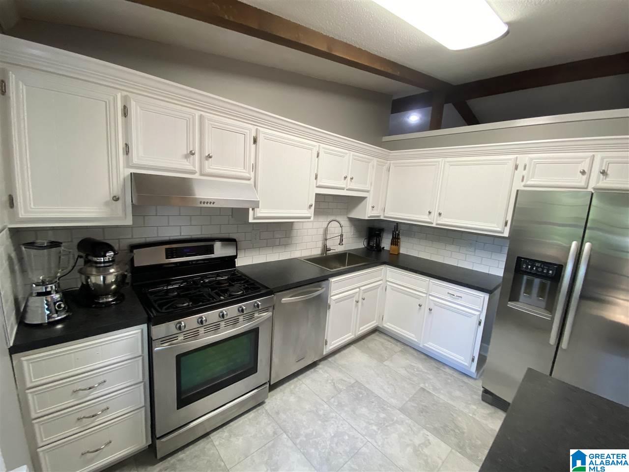 6759 Ridgewood Drive Pinson, AL 35126 - Photo 14 of 32