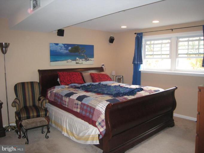 15416 Wembrough Street Silver Spring, MD 20905 - Photo 11 of 13 Basement Bedroom