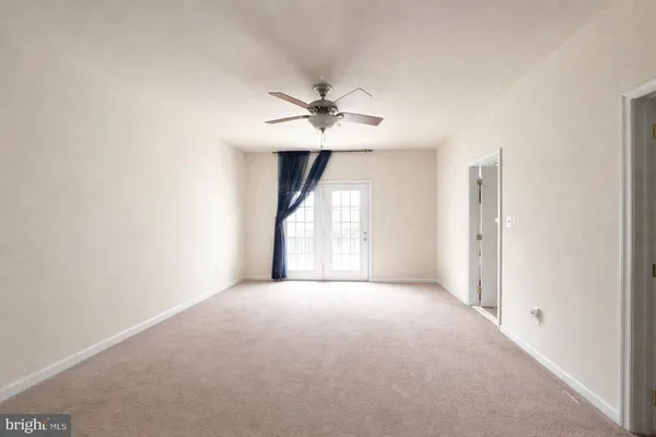 $3,150 | 4495 B Beacon Grove Circle, Fairfax, VA 22033