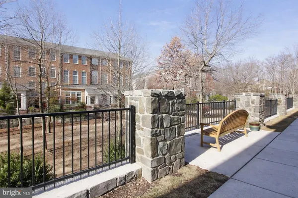 $3,150 | 4495 B Beacon Grove Circle, Fairfax, VA 22033