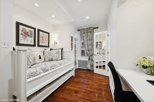 $1,065,000 | 3500 North Lake Shore Drive, Unit 3C, Chicago, IL 60657