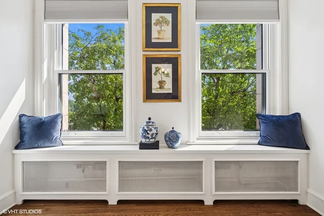 $1,065,000 | 3500 North Lake Shore Drive, Unit 3C, Chicago, IL 60657