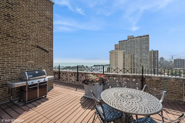 $1,065,000 | 3500 North Lake Shore Drive, Unit 3C, Chicago, IL 60657