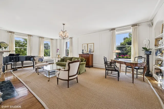 $1,065,000 | 3500 North Lake Shore Drive, Unit 3C, Chicago, IL 60657