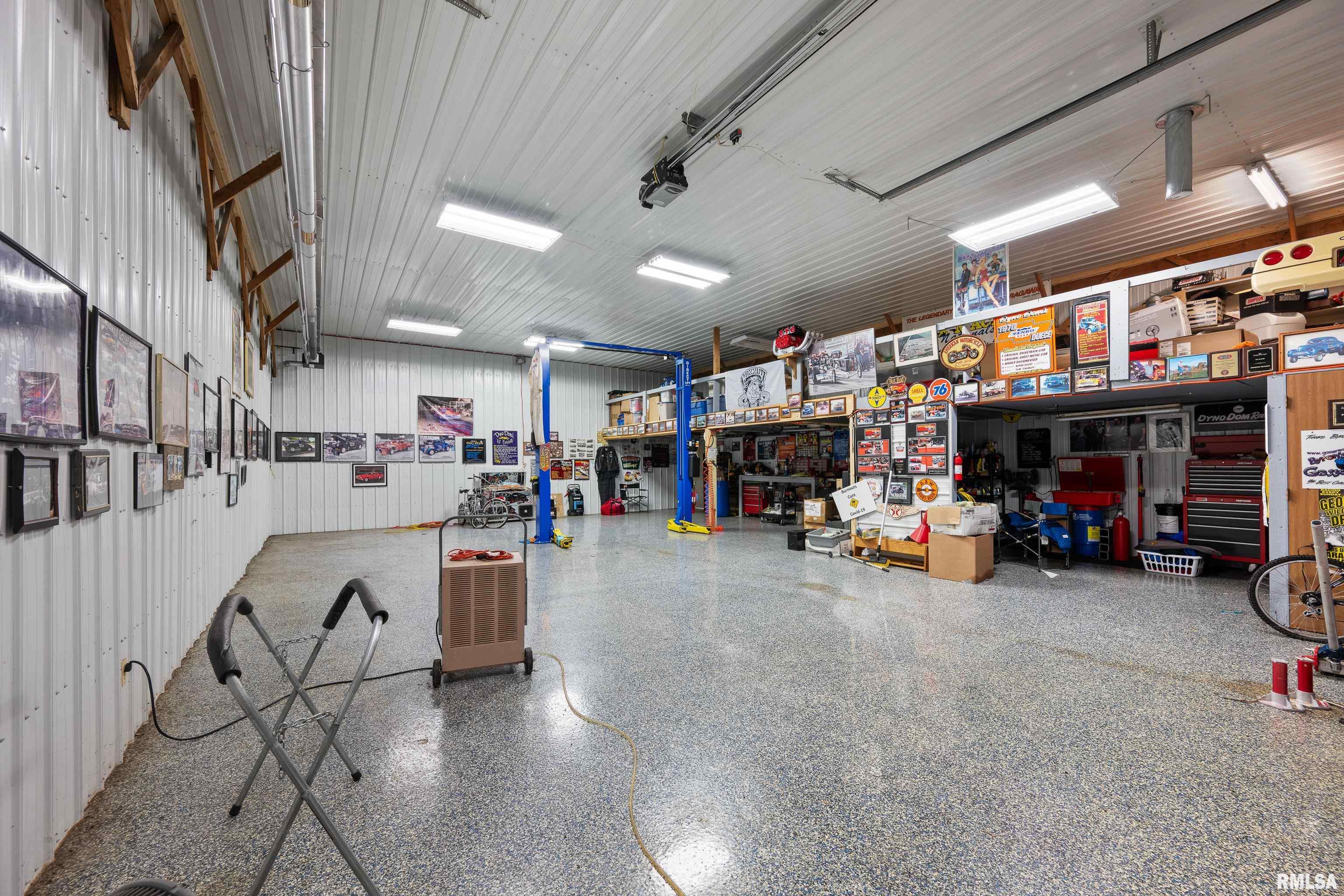 21116 River Road North Cordova, IL 61242 - Photo 18 of 44