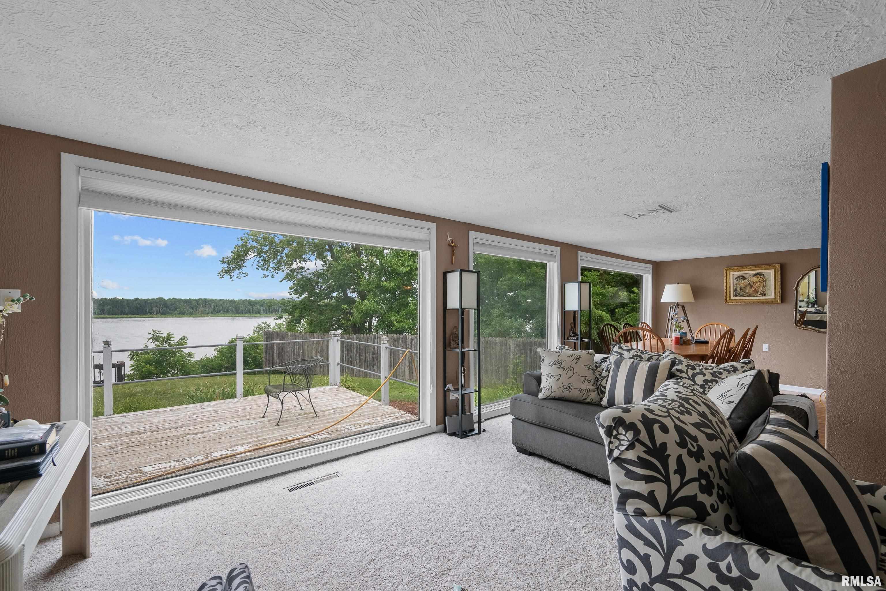 21116 River Road North Cordova, IL 61242 - Photo 33 of 44