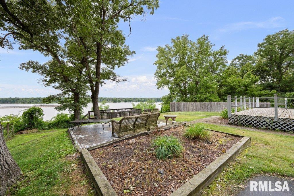 21116 River Road North Cordova, IL 61242 - Photo 10 of 44