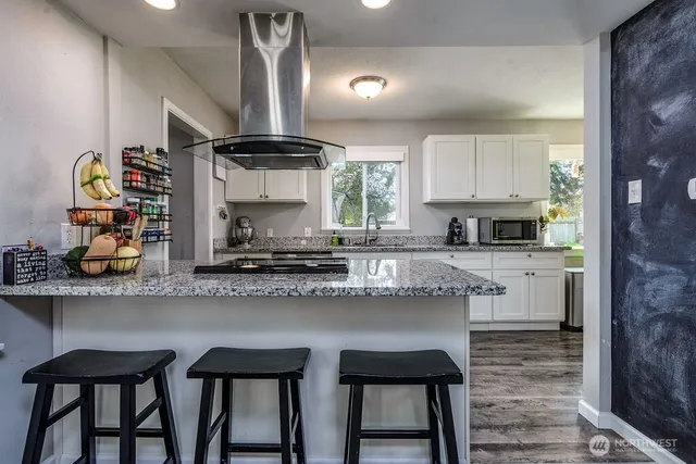 $545,000 | 814 117th Street South, Tacoma, WA 98444