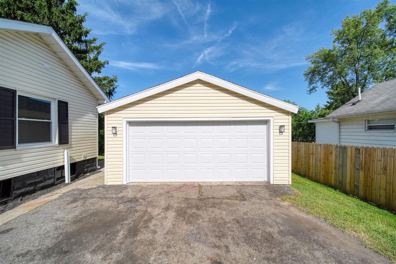 317 Lockwood Street Jackson, MI 49203 - Photo 23 of 32