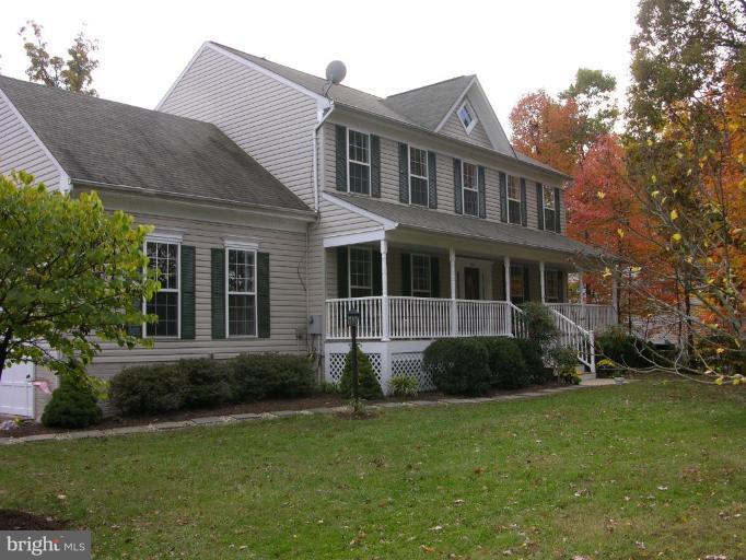 8801 Talbert Road Lorton, VA 22079 - Photo 1 of 24 Exterior (Main)