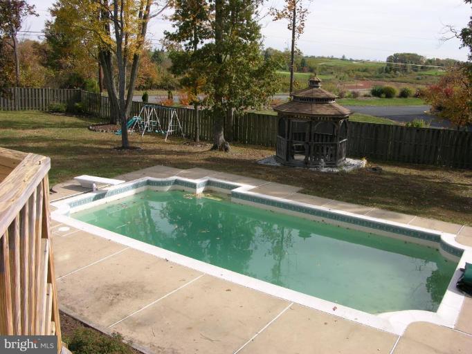 8801 Talbert Road Lorton, VA 22079 - Photo 3 of 24 Deck - View from