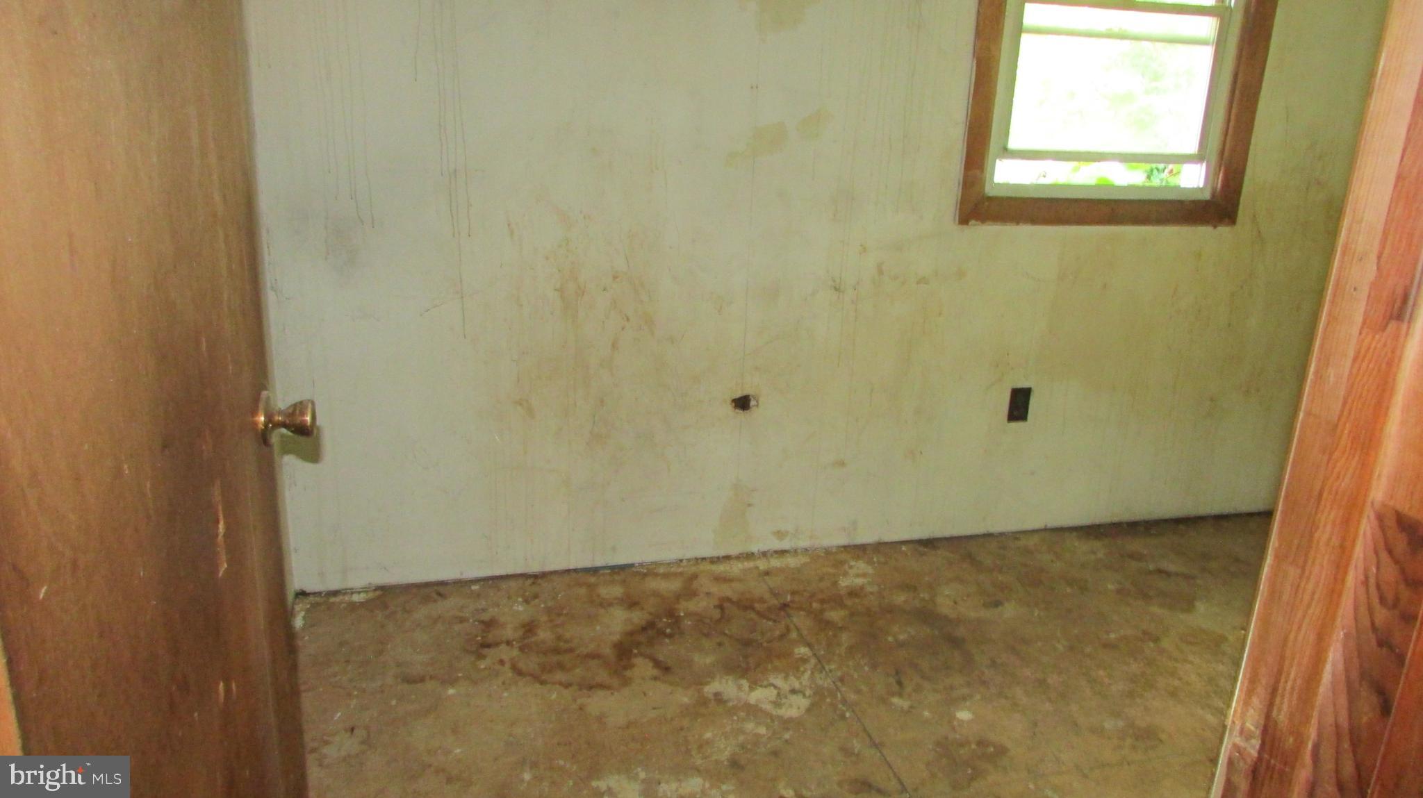 815 Seneca Park Road Middle River, MD 21220 - Photo 16 of 19 BEDROOM