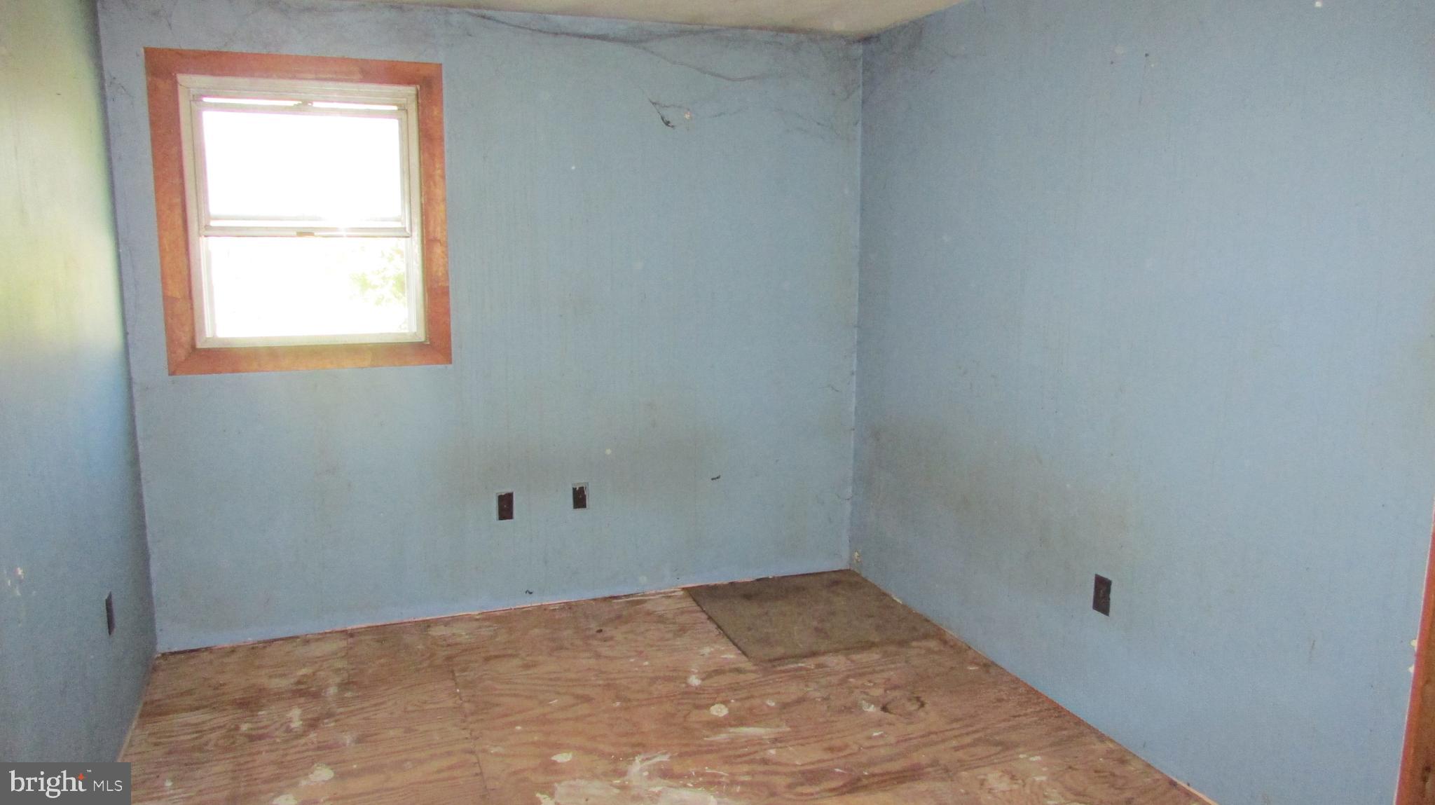 815 Seneca Park Road Middle River, MD 21220 - Photo 18 of 19 BEDROOM
