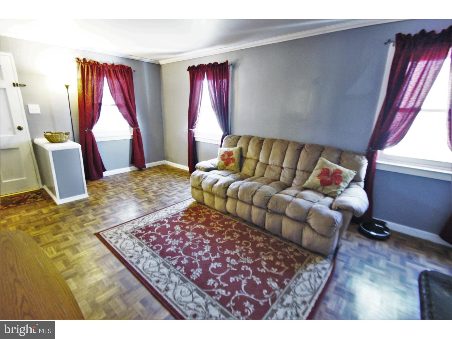 2383 Mole Road Secane, PA 19018 - Photo 6 of 16 Living Room