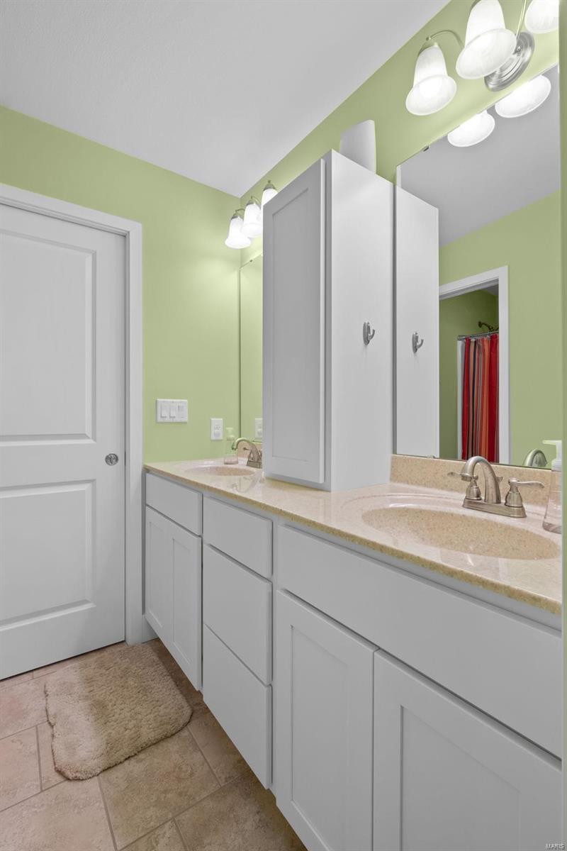 1641 Timber Ridge Columbia, IL 62236 - Photo 33 of 64 Gallery Image 33