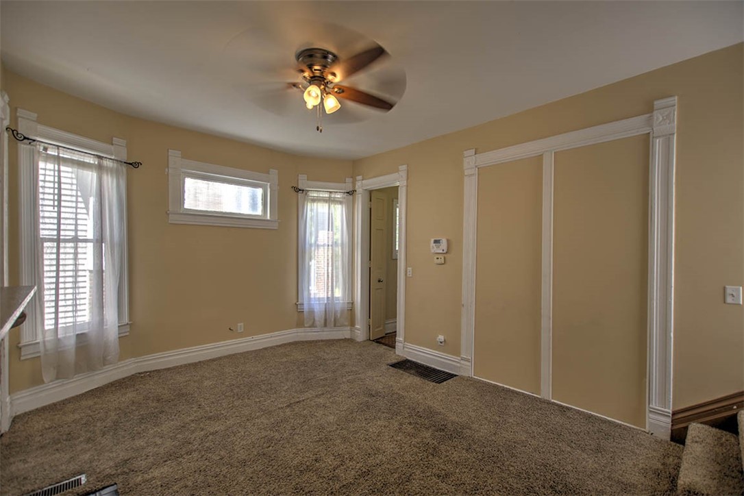 911 West Main Street Decatur, IL 62522 - Photo 3 of 24