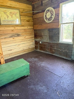 957 Holladay Road Parsons, TN 38363 - Photo 6 of 25 10-6