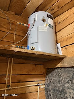 957 Holladay Road Parsons, TN 38363 - Photo 10 of 25 10-8