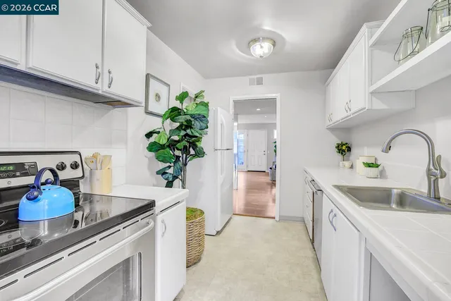 $479,000 | 2133 Donald Drive, Unit 9, Moraga, CA 94556