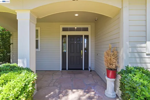 $1,265,000 | 2631 Amatchi Court, Tracy, CA 95304
