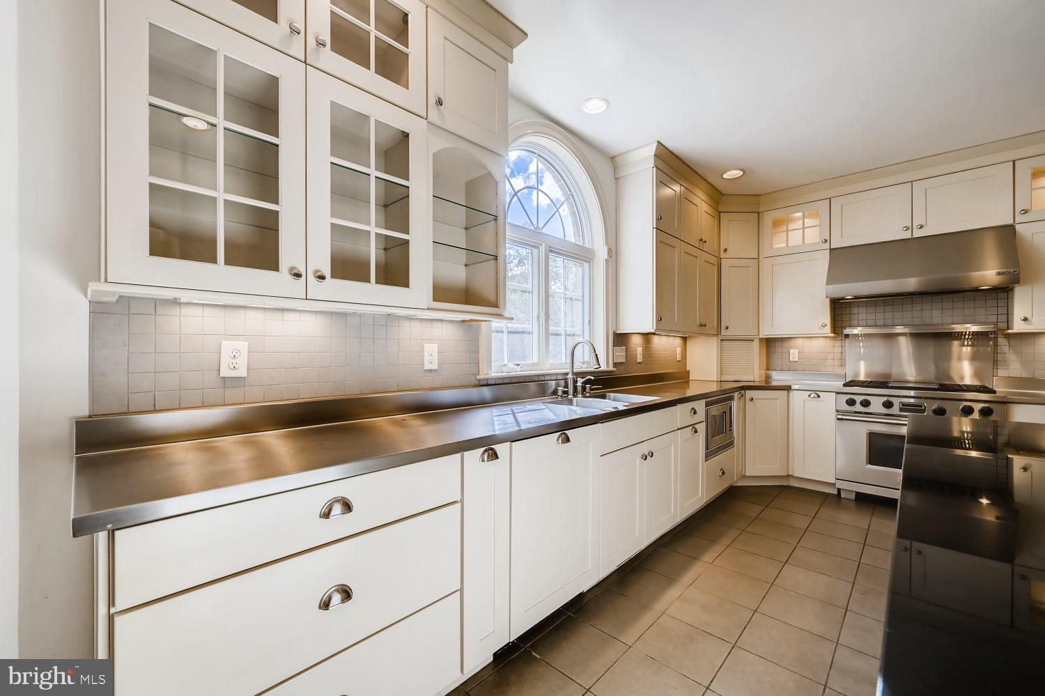 15801 Duncan Hill Road Sparks, MD 21152 - Photo 12 of 52 Stainless countertops, lots of cabinets/drawers